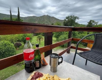 Posada Shemak. Habitación Queen Planta Alta con Balcón. Villa Gral. Belgrano